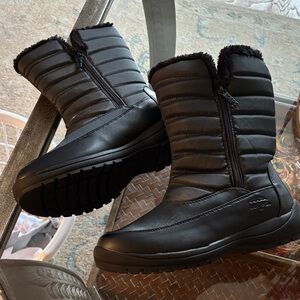Totes Women's waterproof Black Winter Boots